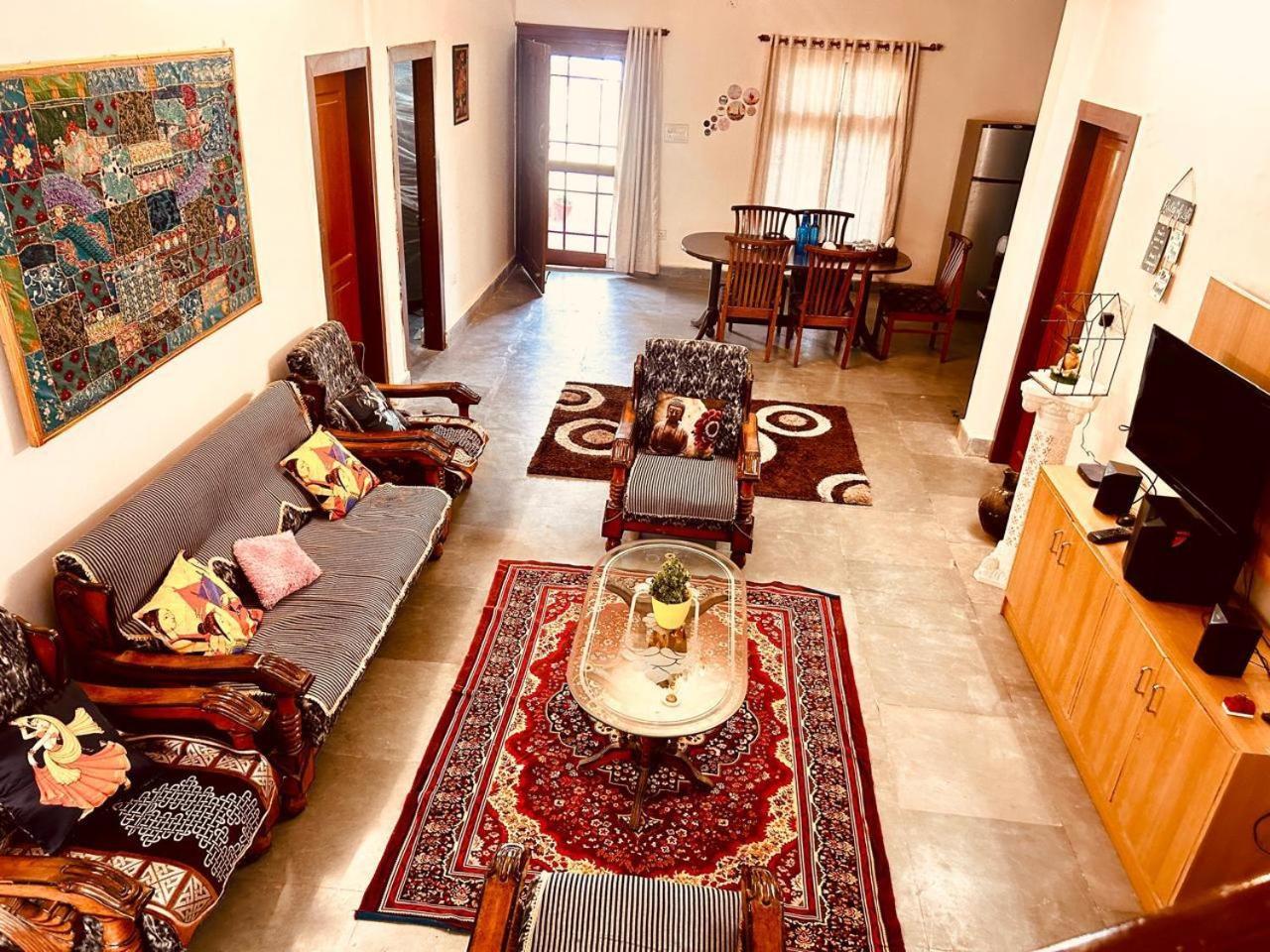 The English Gaon 4 Bhk Μποπάλ Εξωτερικό φωτογραφία